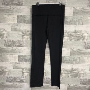 Lululemon black yoga pants